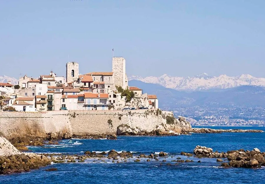 Ac Hotel By Marriott Ambassadeur Antibes - Juan Les Pins 4*, Juan-les-Pins Frankrijk